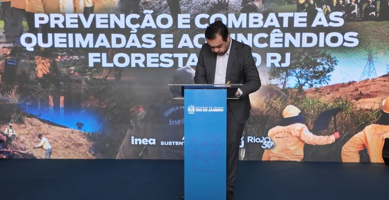 Cláudio Castro anuncia aplicativo para monitoramento de queimadas no Estado do Rio de Janeiro, com uso de inteligência artificial