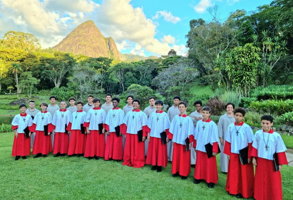 Corais dos Canarinhos de Petrópolis abrem seleção para novas vozes para 2025
