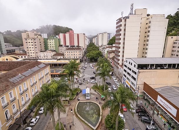Comércio estará fechado hoje (21) em Petrópolis
