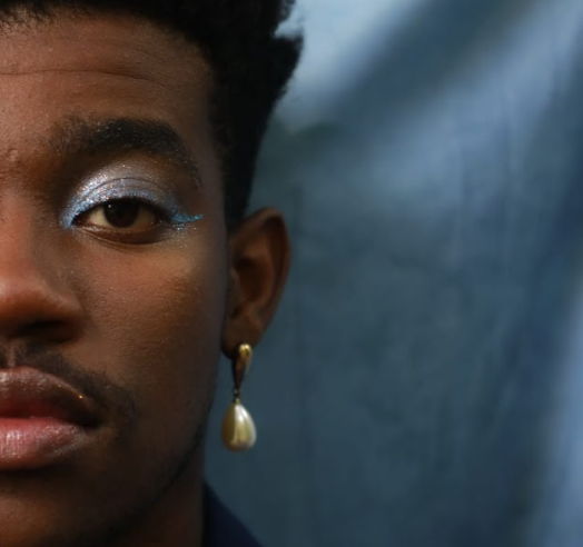 Exposição ‘Até a totalidade do luar, qual a voz da lágrima e qual a cor do mar’ estreia em novembro