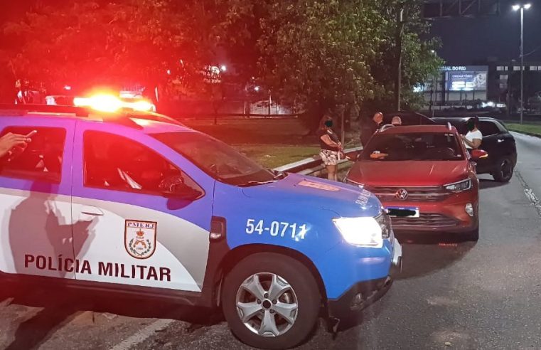 Motorista de aplicativo é sequestrada após aceitar corrida para Petrópolis