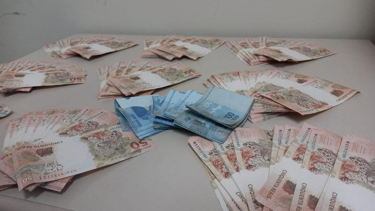 R$ 50 mil em espécie é apreendido em Macaé