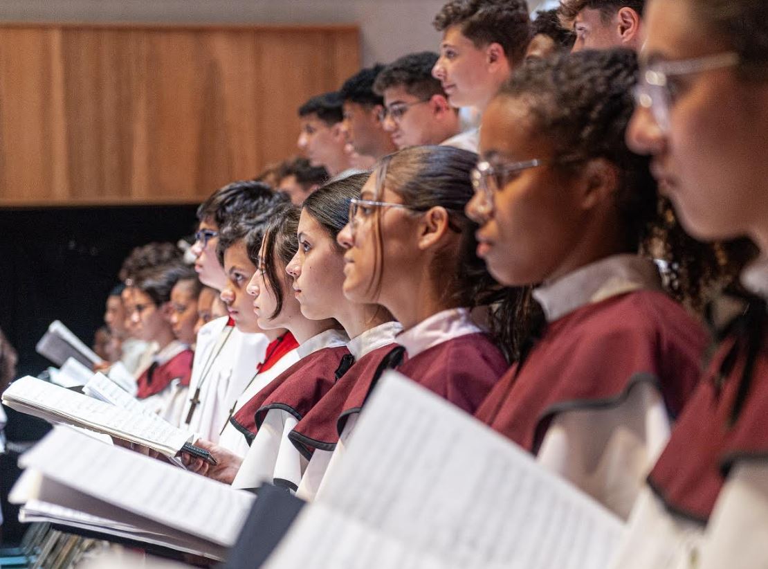 Concerto de 61 vozes dos Canarinhos de Petrópolis celebrará as Chagas de São Francisco neste sábado