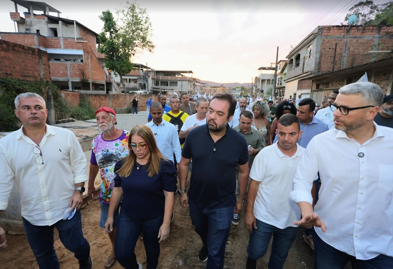Governador Cláudio Castro vistoria obras de infraestrutura do Córrego das Laranjeiras, em Barra Mansa