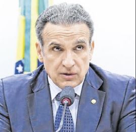 Comissão aprova exigência de curso para motorista reaver CNH cassada