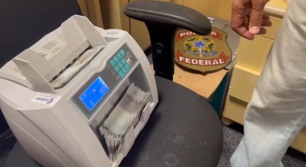 Polícia Federal apreende mais de 6 milhões de reais que seria usado para compra de votos no Rio de Janeiro