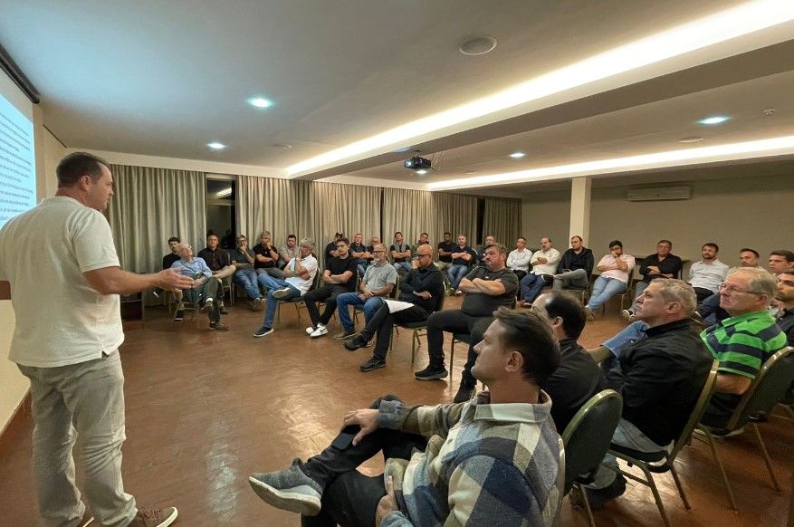 Assembleia formaliza a UNITA, associação criada para defender o desenvolvimento de Itaipava