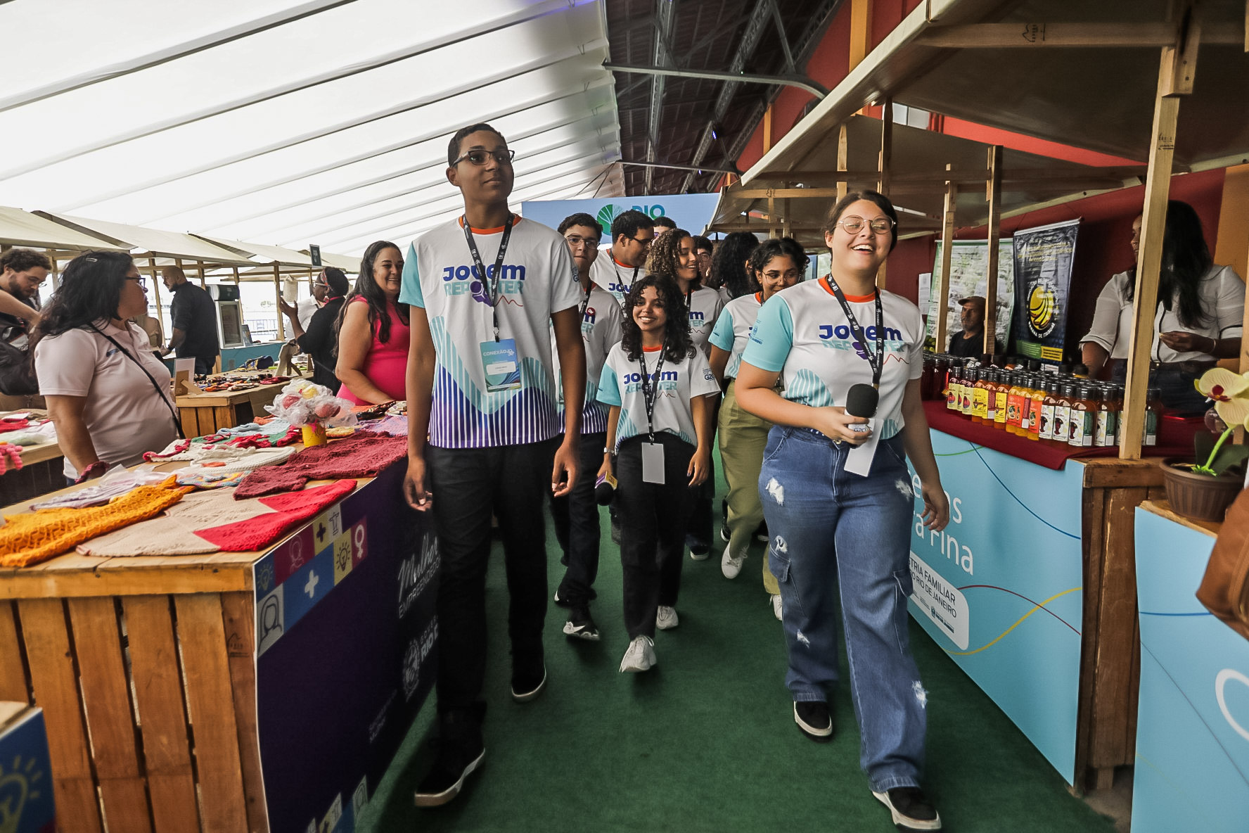 Programa Jovem Repórter: alunos da rede estadual fazem a cobertura jornalística do G20 Social