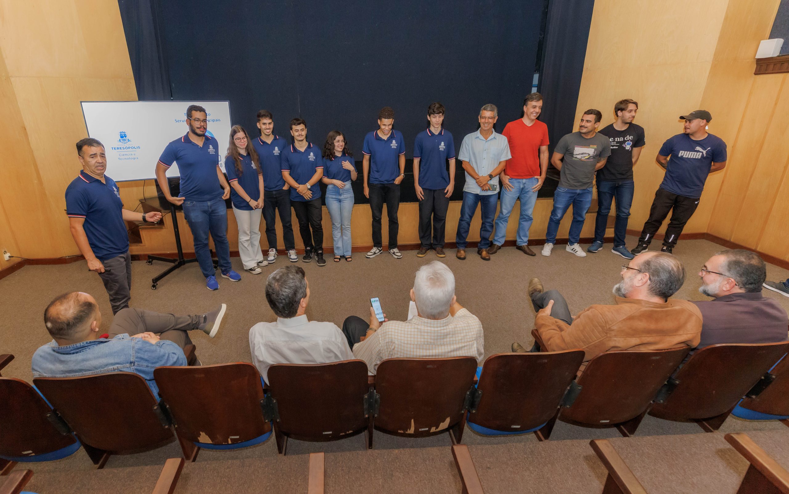 Equipe da Prefeitura de Nova Friburgo participa de treinamento sobre a implementação LGPD em Teresópolis