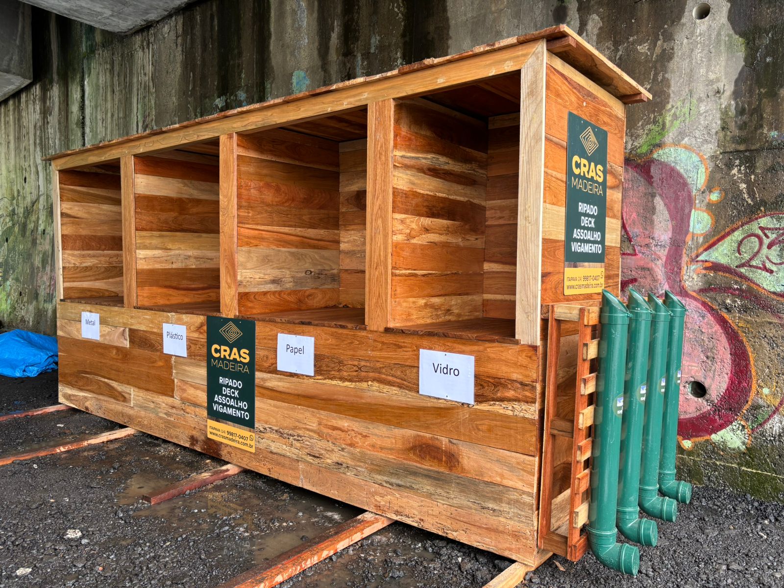 Iniciativa privada instala primeira lixeira de reciclagem de Petrópolis no Catobira, em Itaipava