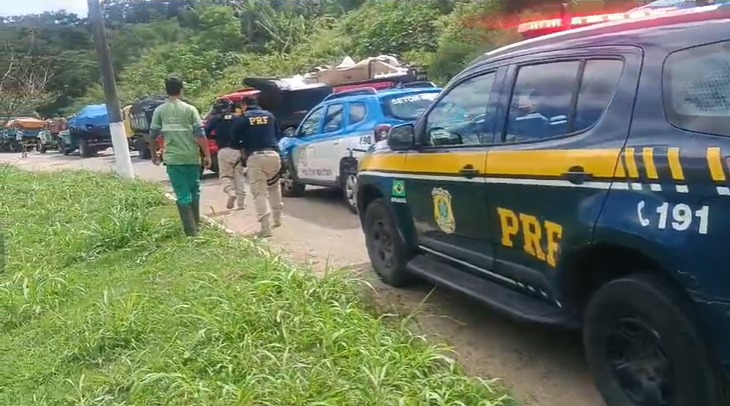 Aterro de Pedro do Rio é fechado após atraso de pagamentos pela prefeitura