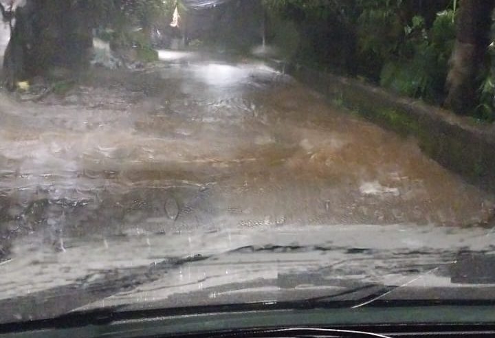 Defesa Civil de Petrópolis registra 2 ocorrências devido à chuva desta quinta-feira