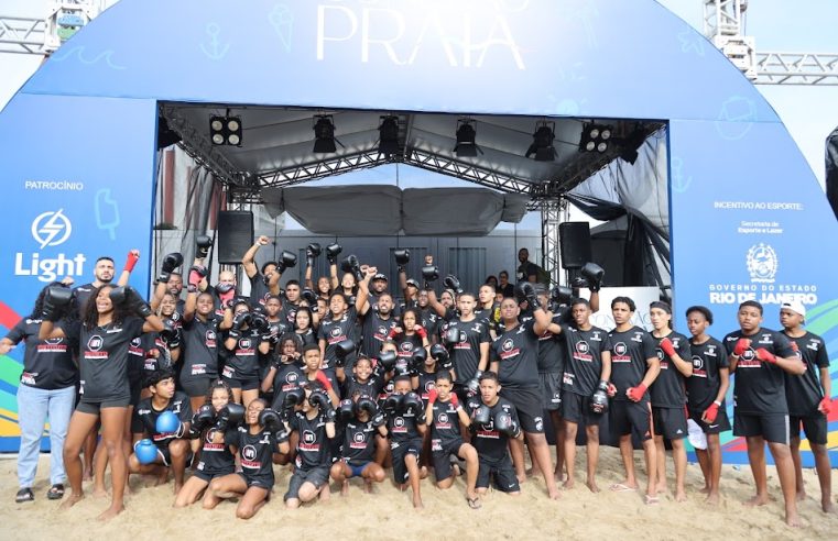 Conexão Praia: jovens da Rocinha, Vidigal, Pavão Pavãozinho e Cantagalo participam de aulão de boxe com Minotouro e bailarino da Anitta