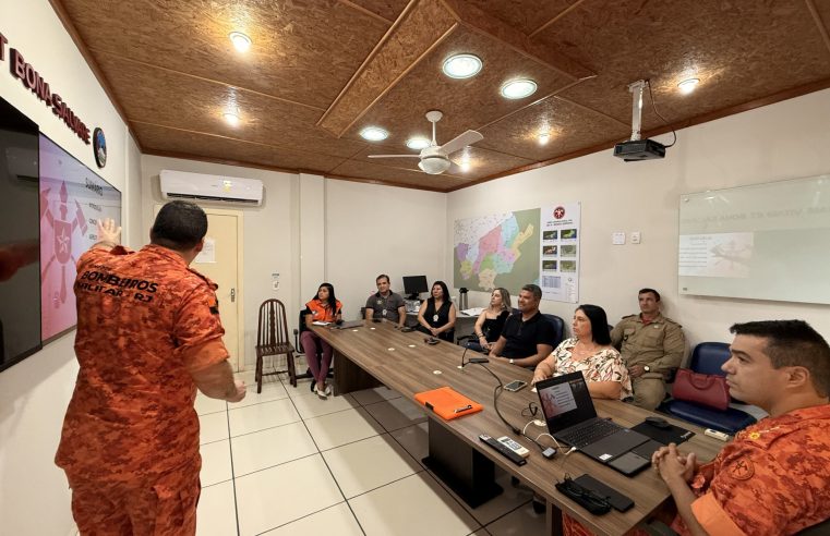 Equipe de transição participa de reunião com o 15º Grupamento de Bombeiros Militar e com a Polícia Técnica e Científica para alinhar respostas a desastres