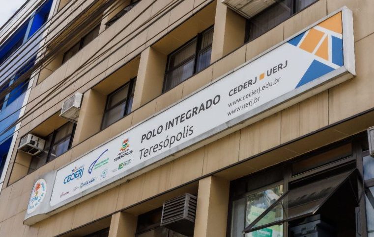 Prorrogadas até o dia 4 de dezembro as inscrições para o Vestibular CEDERJ 2025.1