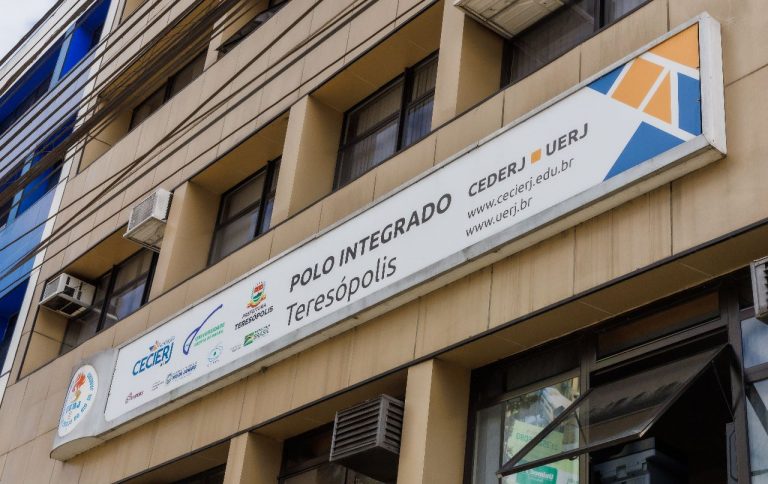 Prorrogadas até o dia 4 de dezembro as inscrições para o Vestibular CEDERJ 2025.1