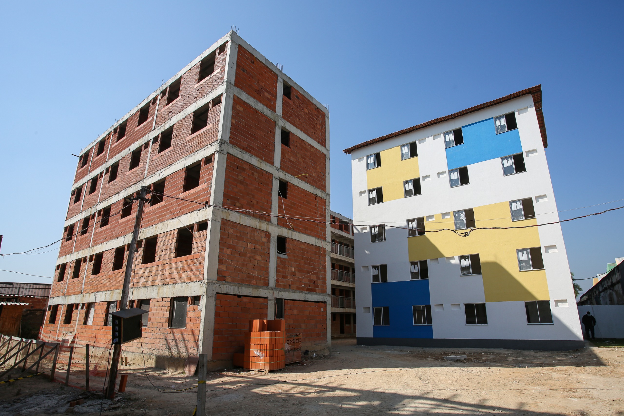 Governo do Estado fará Ceia de Natal para entrega de área de lazer em condomínio habitacional em construção no Alemão