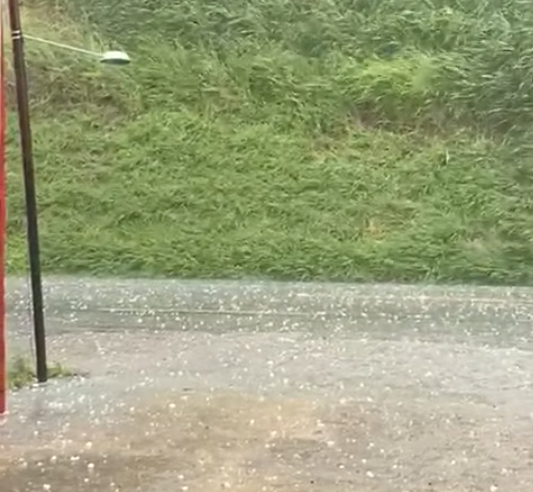 Três Rios registra temporal de granizo nesta terça-feira (17)