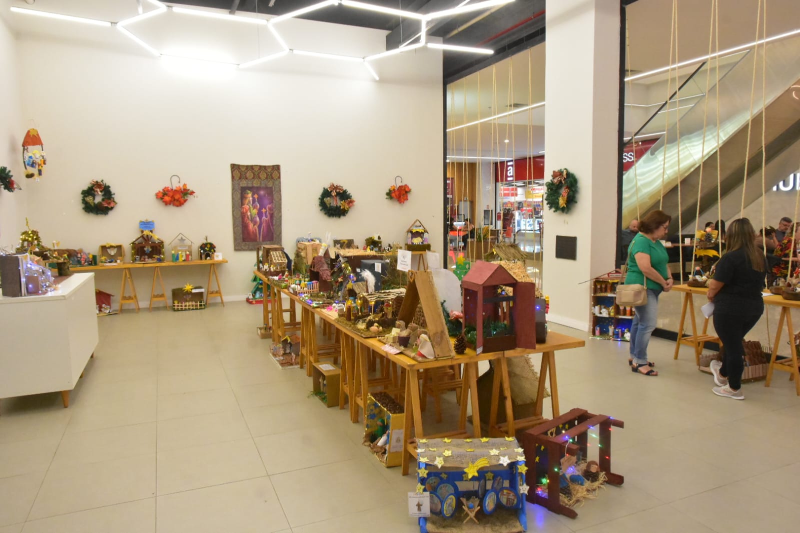 Exposição de presépios da Rede Municipal de Educação de Petrópolis conta com 63 trabalhos