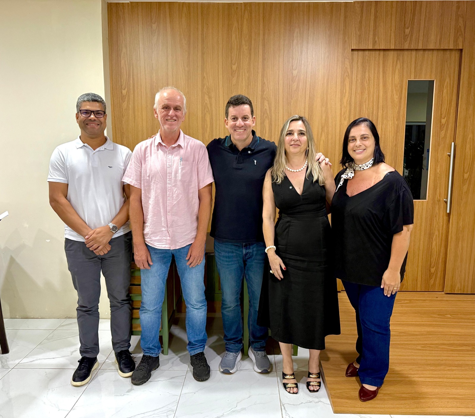 Hingo Hammes apresenta novos nomes para o secretariado: Fernanda Ferreira, Fábio Júnior, Rosângela Stumpf e Maurício Veiga