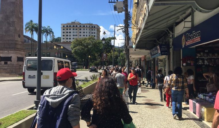 Reforma tributária afetará mais de 4 mil micro e pequenos negócios em Petrópolis