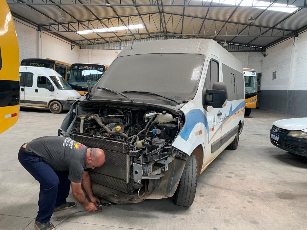 Prefeitura de Teresópolis recupera veículos para atendimento à população nas áreas de Educação, Saúde e Serviços Públicos