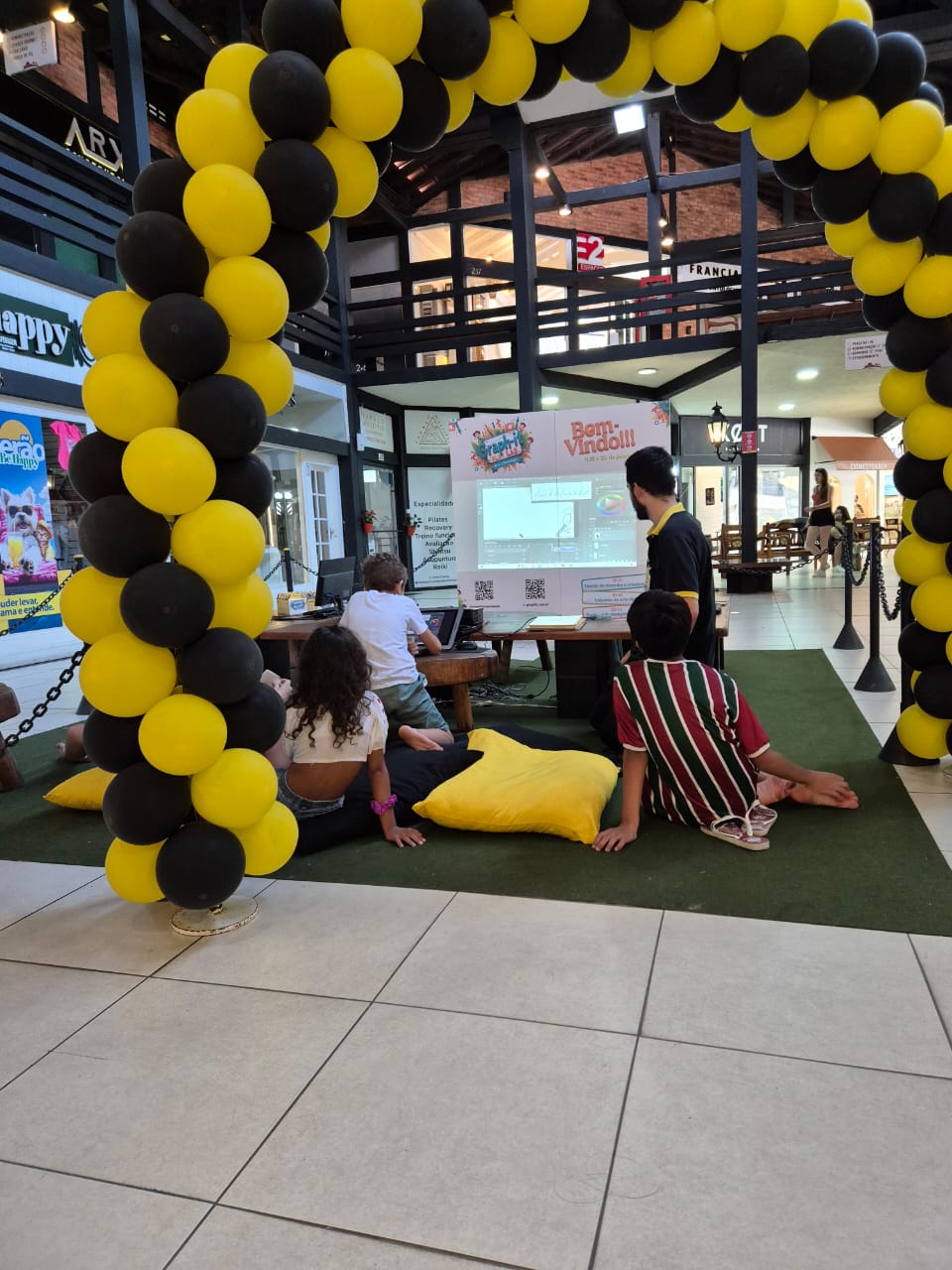 Programação e criatividade: oficina gratuita explora IA e futuro em Itaipava