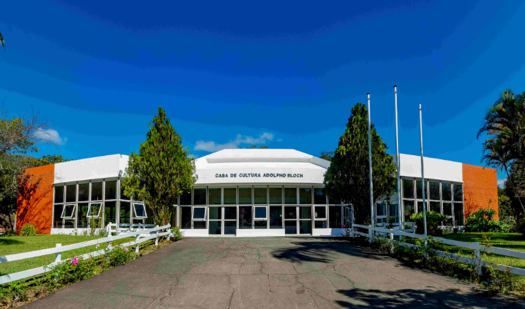 Secretaria de Cultura de Teresópolis abre inscrição para 450 vagas em 10 cursos gratuitos na Casa de Cultura Adolpho Bloch