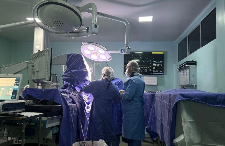 Cardiologista petropolitano divide conhecimento sobre inovações tecnológicas em cirurgias no Recife