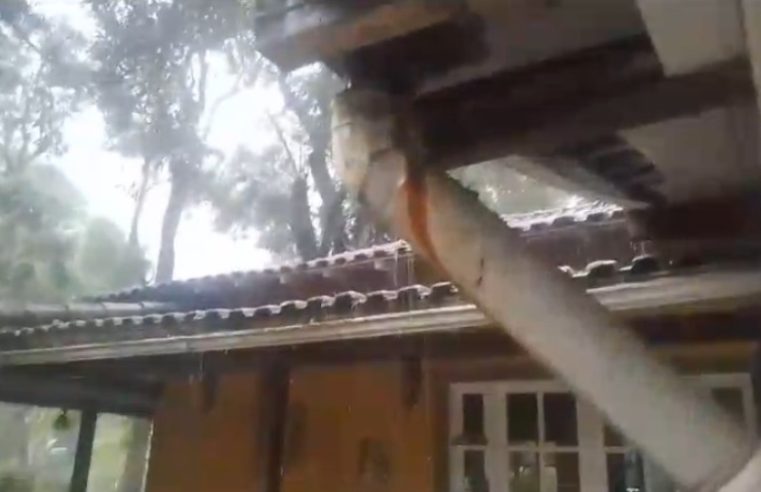 Defesa Civil emite alerta SMS de ventos moderados a ocasionalmente fortes para o município de Petrópolis