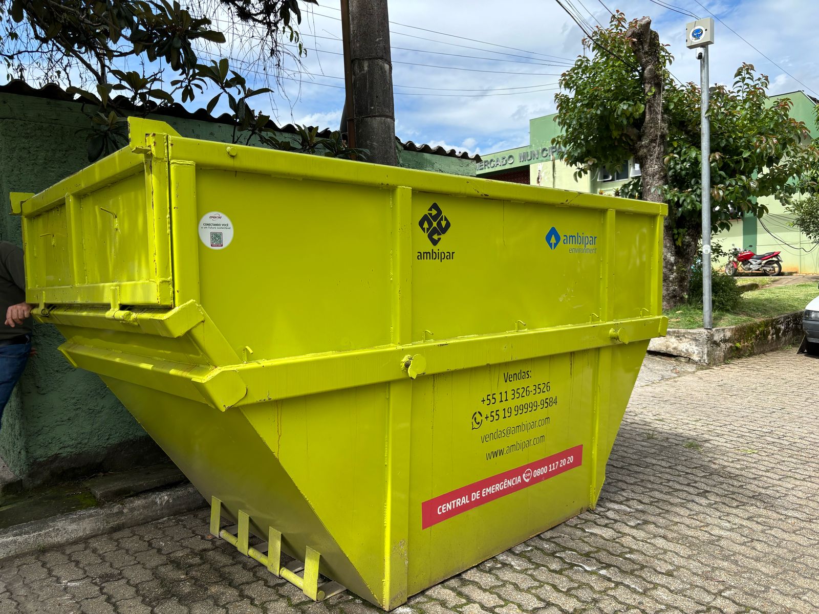 Em menos de um mês, 10 toneladas de vidro são coletadas pelo projeto Conexão Verde