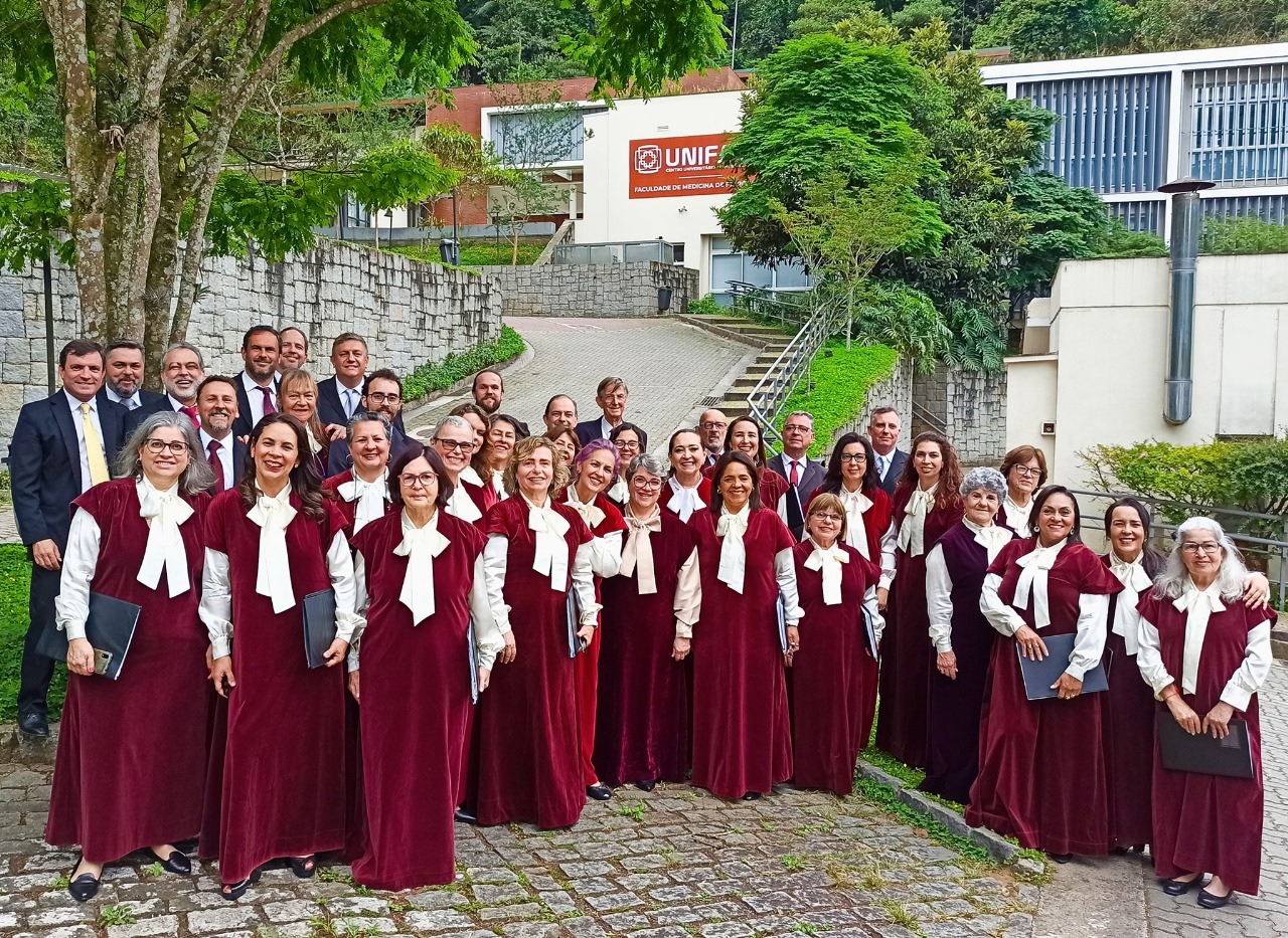 Coral de Petrópolis volta às atividades e abre inscrições para novos cantores