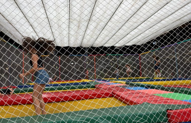 Últimos dias para aproveitar um dos maiores complexo de camas-elásticas do Brasil, em Itaipava