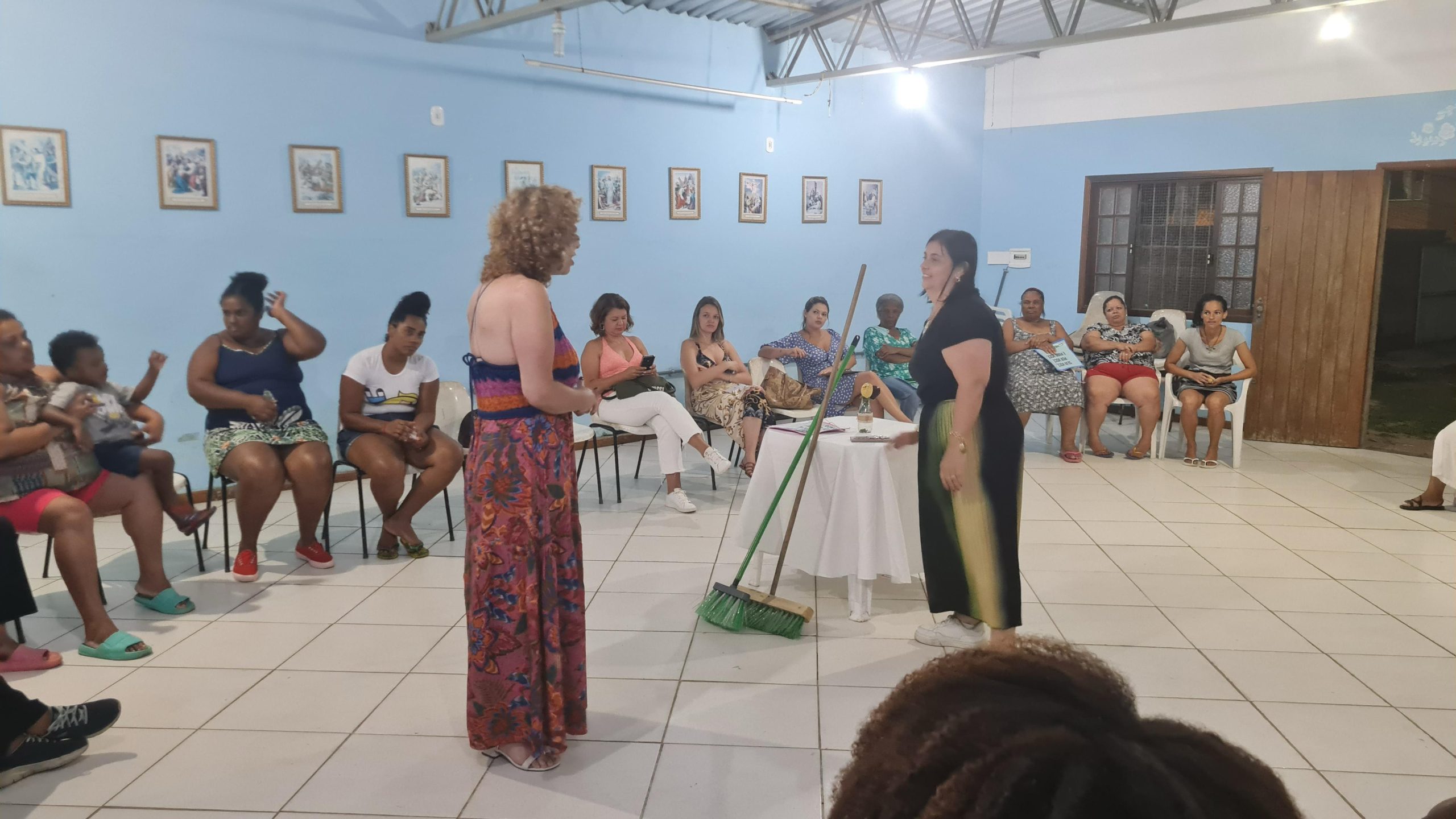 Mulheres do Neylor participam de roda de conversa sobre empoderamento feminino e sustentabilidade