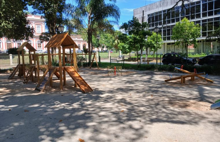 Bosque do Imperador, em Petrópolis,  recebe limpeza e melhorias