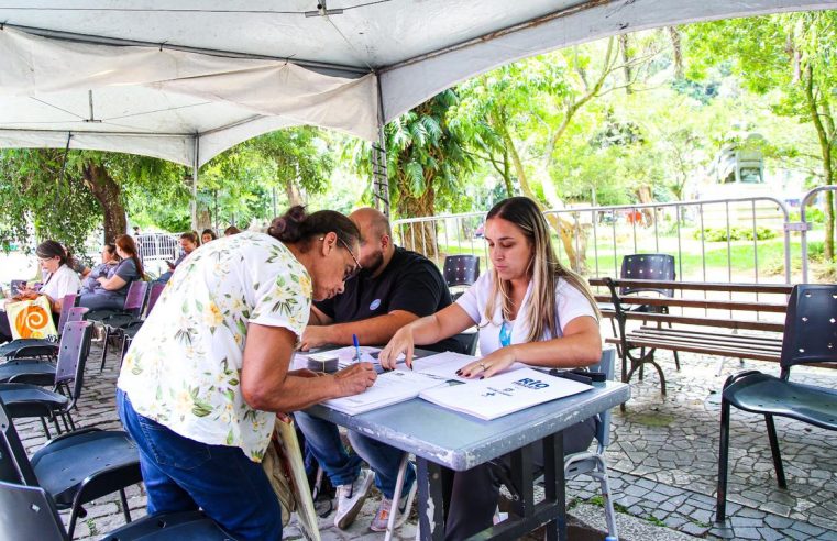 Petrópolis recebe caminhões da saúde do Gov RJ para diluir filas de exames
