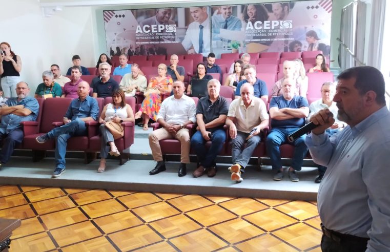 Associação Comercial e Empresarial de Petrópolis (ACEP) promove encontro para formação do Comitê do Petrópolis Business 2025
