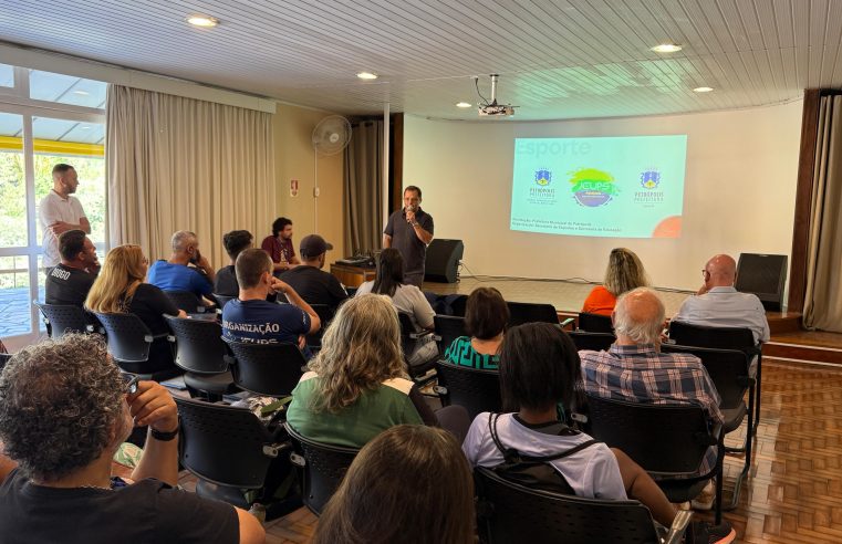 Prefeitura realiza primeira reunião do Jeups com representantes das escolas