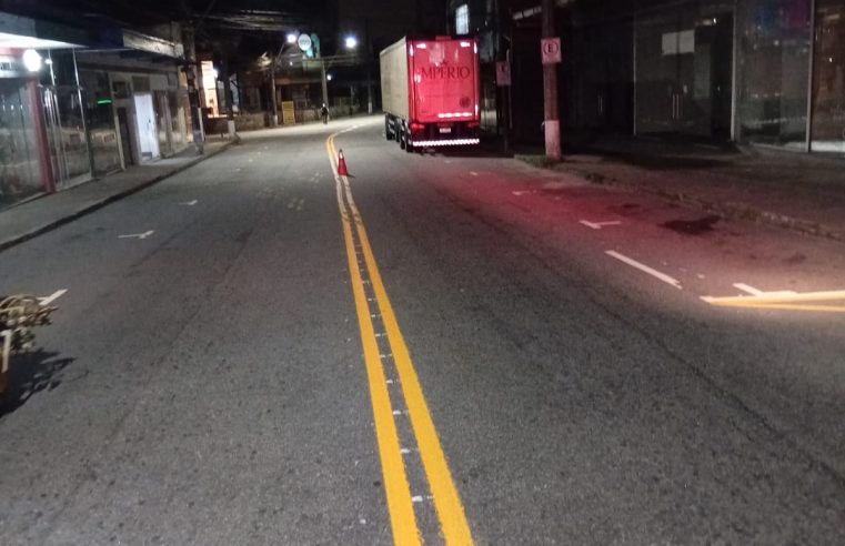 Prefeitura revitaliza e faz novas demarcações na sinalização de trânsito da Rua Paulo Hervê