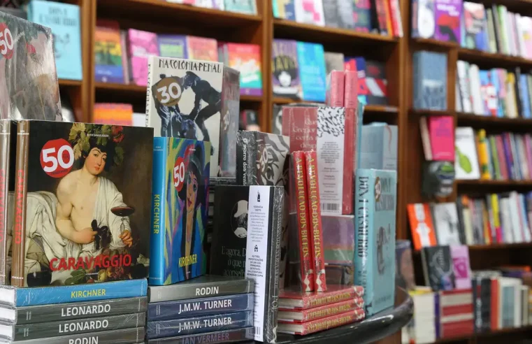 Em 12 meses, 16% dos maiores de 18 anos compraram ao menos 1 livro