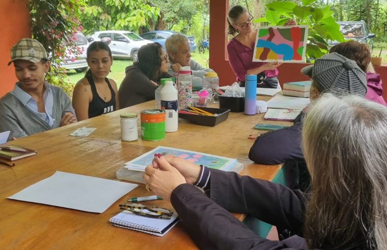 Escola Galpão: iniciativa cultural promove formação artística para jovens e adultos em Petrópolis