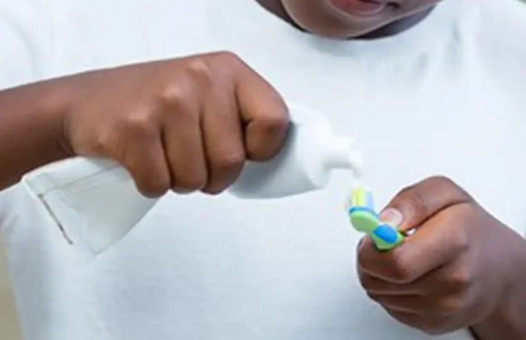 Anvisa suspende interdição de venda de creme dental da Colgate