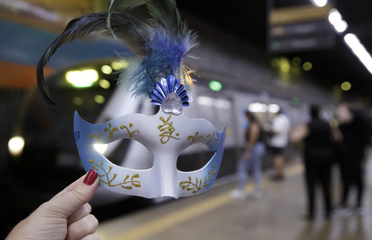 MetrôRio vai funcionar 24 horas neste fim de semana de Desfile das Campeãs na Sapucaí