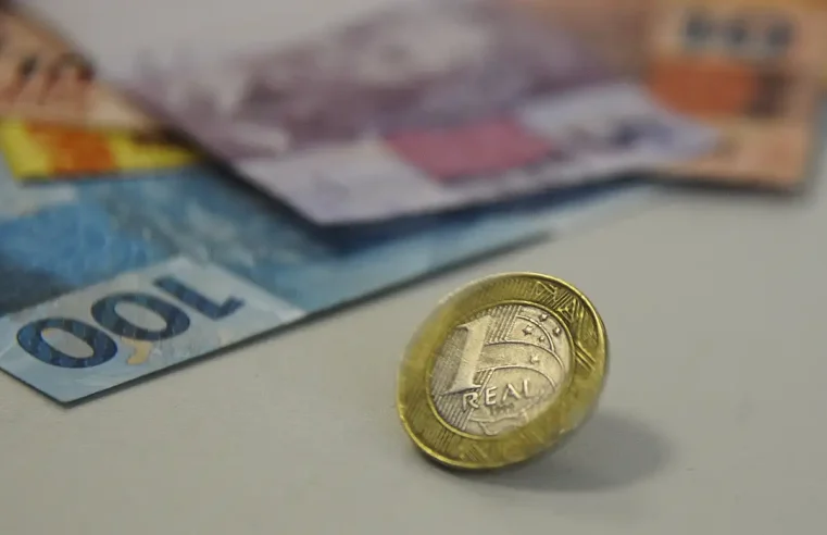 Receita paga lote da malha fina do Imposto de Renda nesta segunda