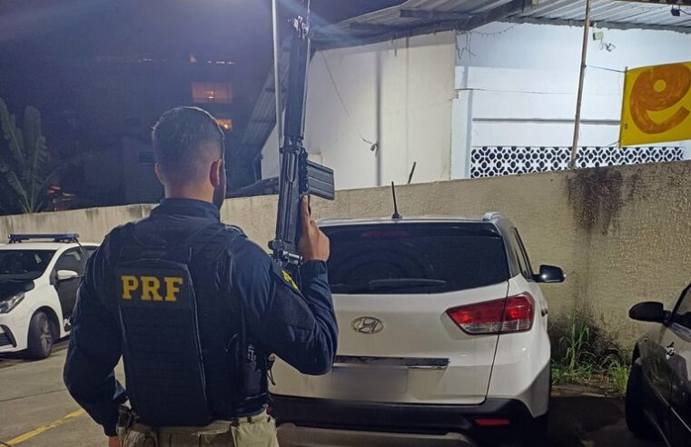PRF impede roubo de carga que trafegava na BR-040, no sentido Petrópolis