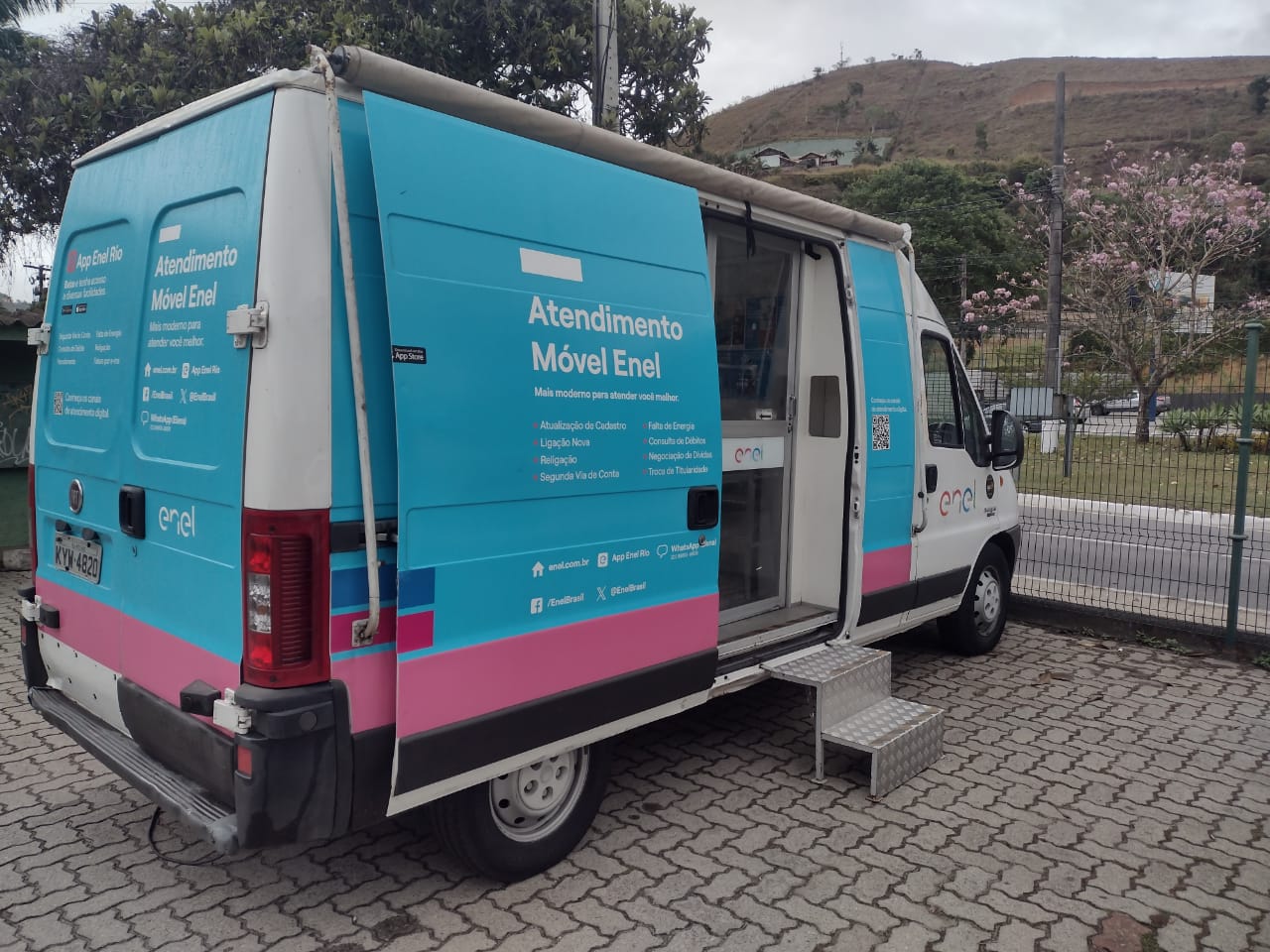Enel oferece atendimento móvel a clientes de Petrópolis, Saquarema e Niterói