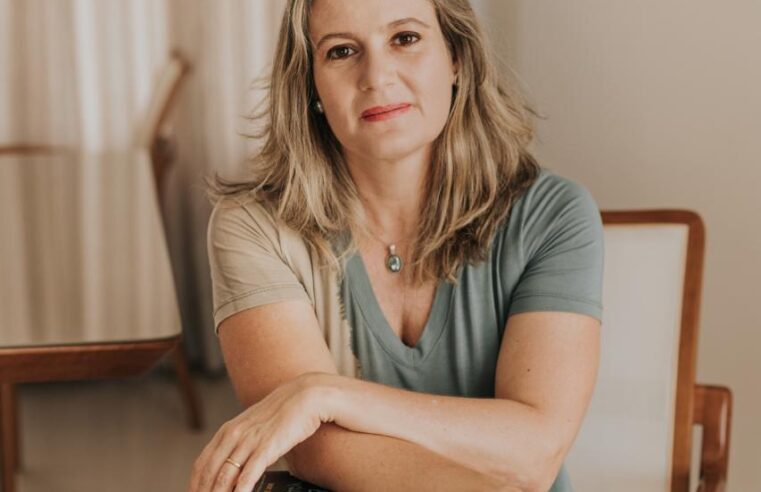 No Dia Mundial do Livro, escritora Luciana de Gnone é uma das convidadas de mesa sobre protagonismo e autoria feminina no World Creativity Day