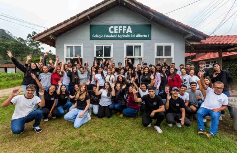 Colégio estadual agrícola de Nova Friburgo apresenta projetos em Feira de Trabalho e Cidadania