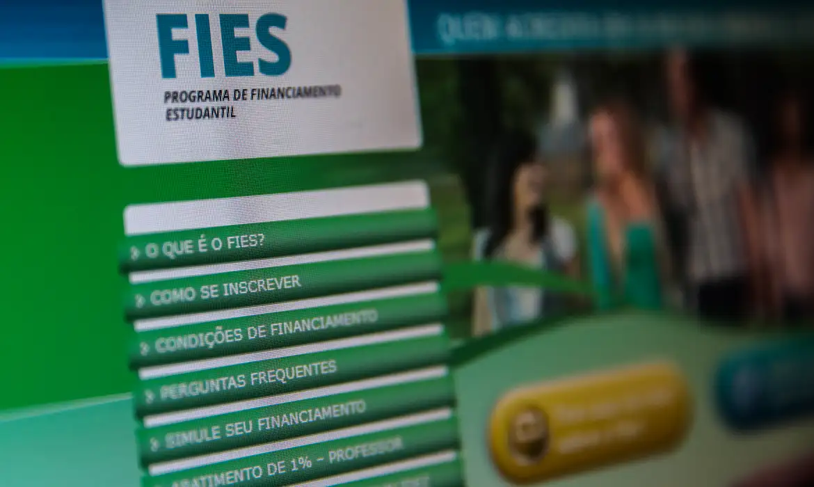 Inscrições para vagas remanescentes do Fies acabam hoje