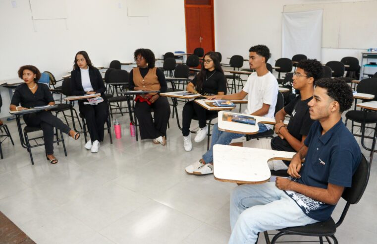 Alunos da rede estadual participam da Semana de Capacitação do Parlamento Juvenil 2025